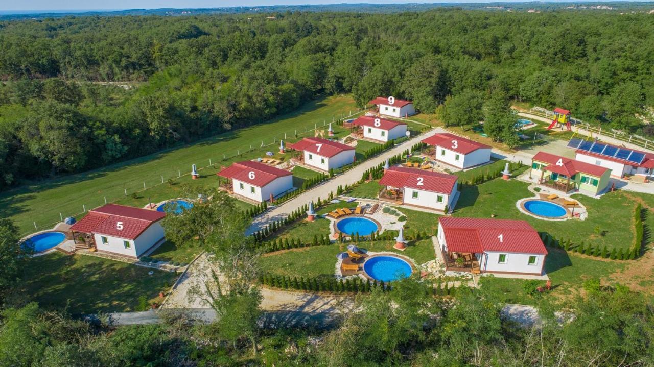 Holiday Park Village Jelovci Kringa Exterior photo