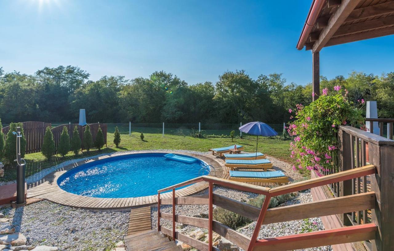 Holiday Park Village Jelovci Kringa Exterior photo