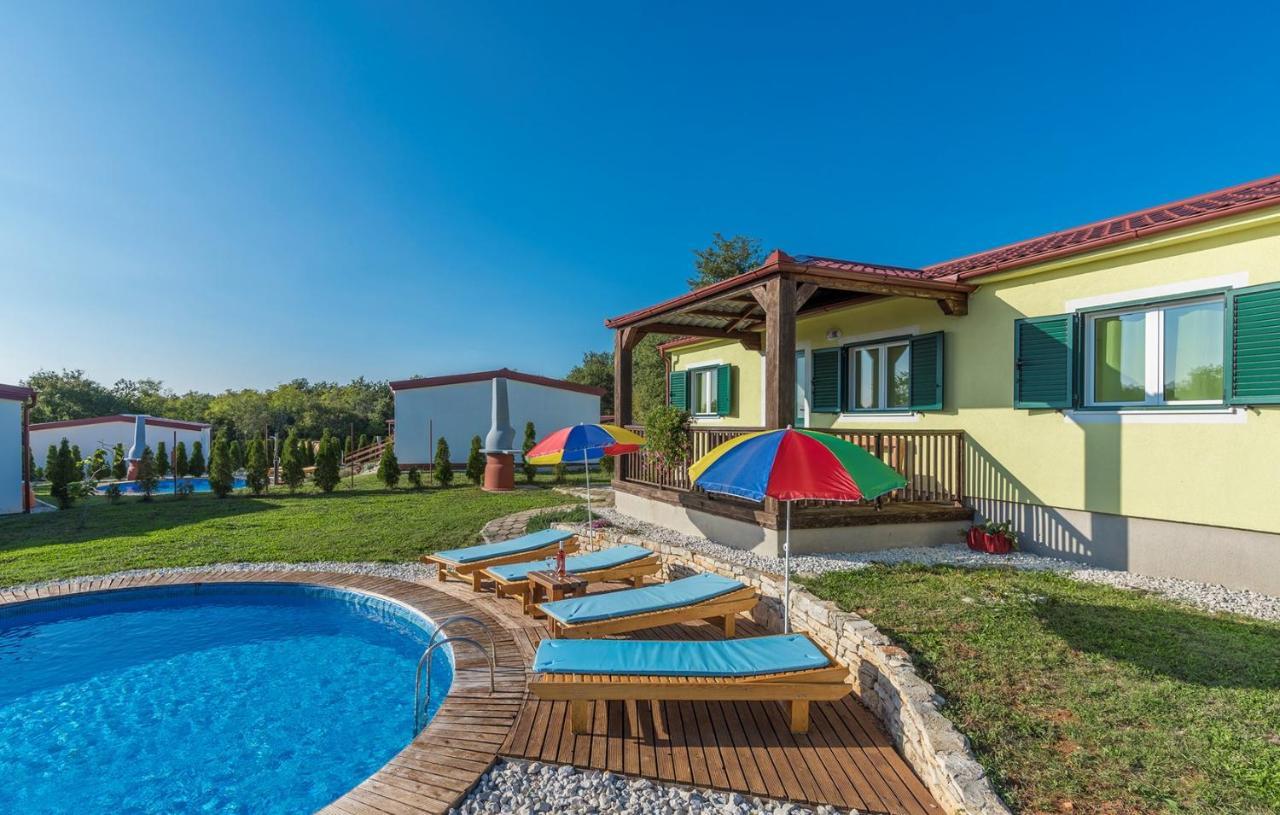 Holiday Park Village Jelovci Kringa Exterior photo
